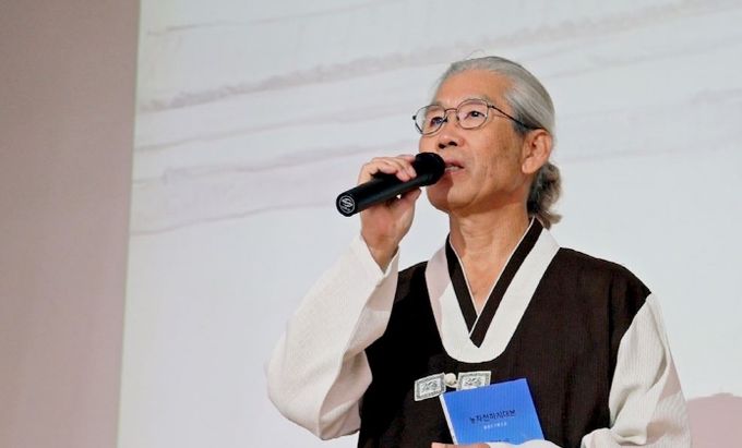 평택시 공무원 출신 진영학 시인, 성황리에 출판기념회 마쳐