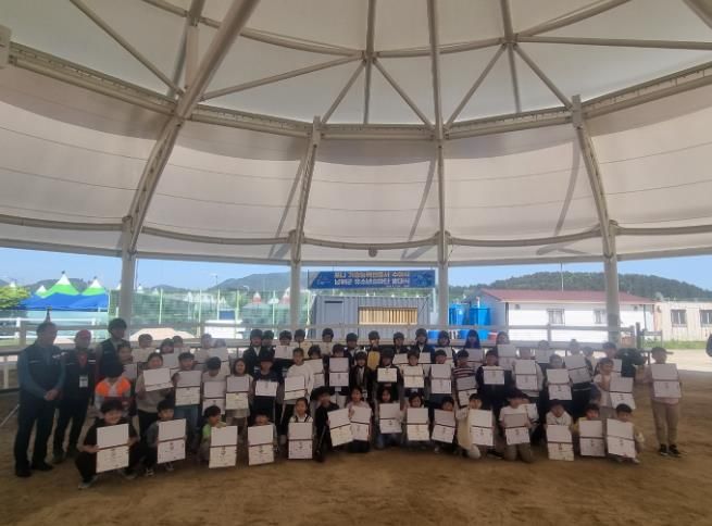 생활승마 인증서 수여 모습