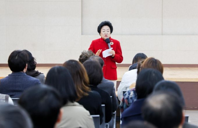 이천시, 2025년 장기요양요원 처우개선비 신설… 1월부터 지급 개시