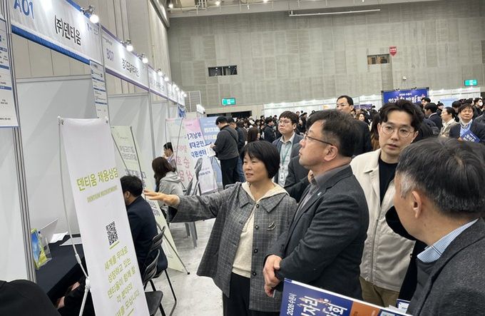 수원특례시의회 장정희 의원, “청년 취업 기회 넓힌 수원시 일자리박람회… 지속 발전 기대”